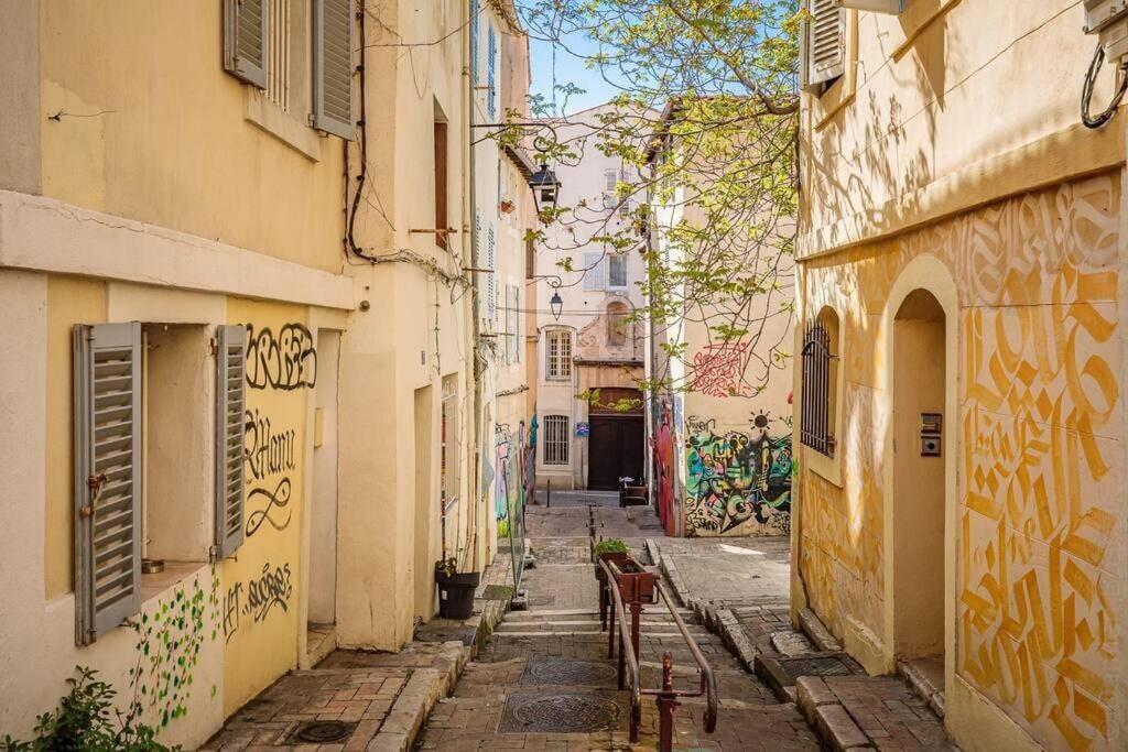 Appartement 5*, Climatise, Avec Terrasse Au Quartier Le Panier มาร์กเซย ภายนอก รูปภาพ